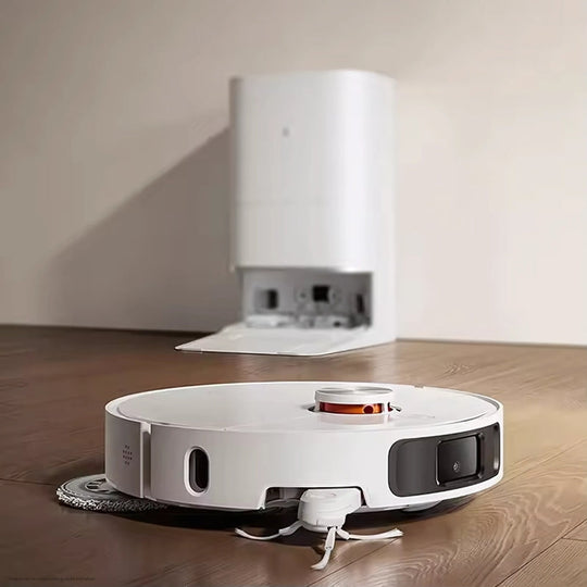 Aqua10 Ultra Roller Robot Aspirateur Laveur | Dreame Français