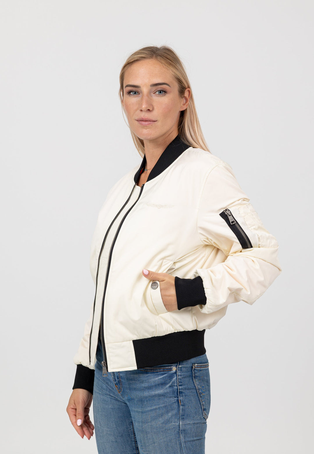 MAX WOMEN
