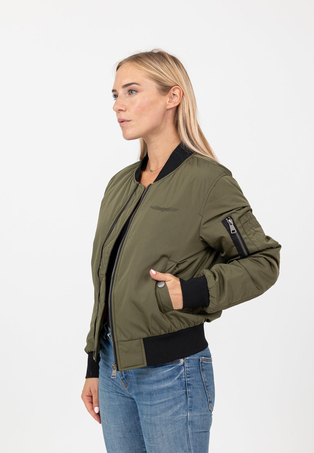 MAX WOMEN