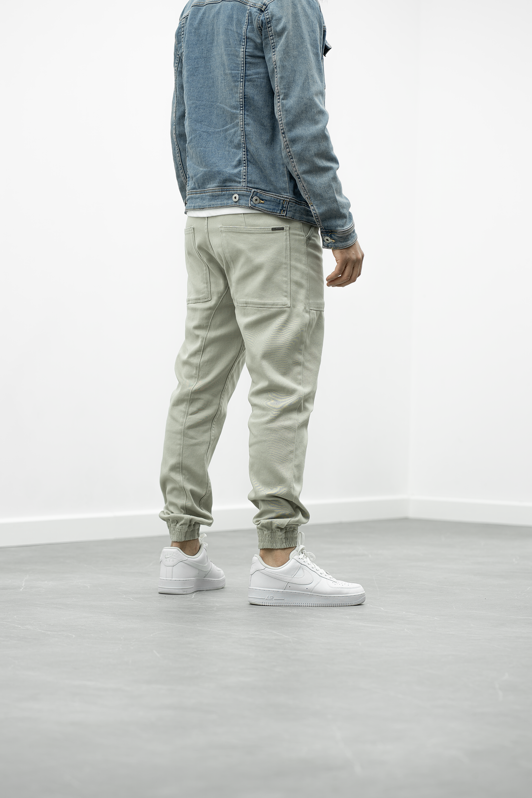 Pantalon jogpant Brod
