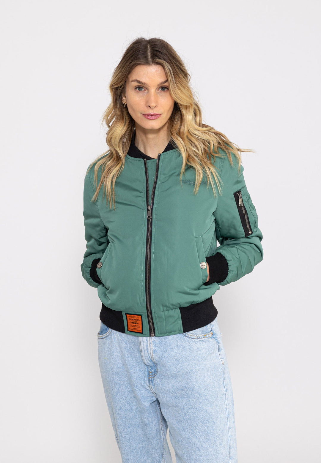 MAX WOMEN
